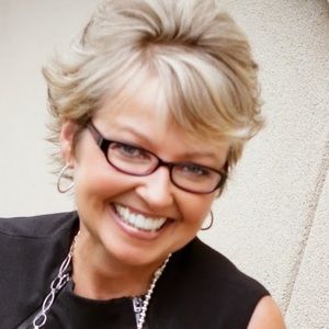 Meet your Posher, Mel